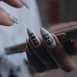 LR Nail gallery