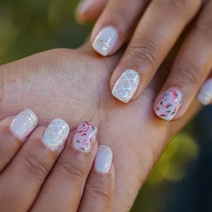 LR Nail gallery