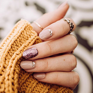 LR Nail gallery